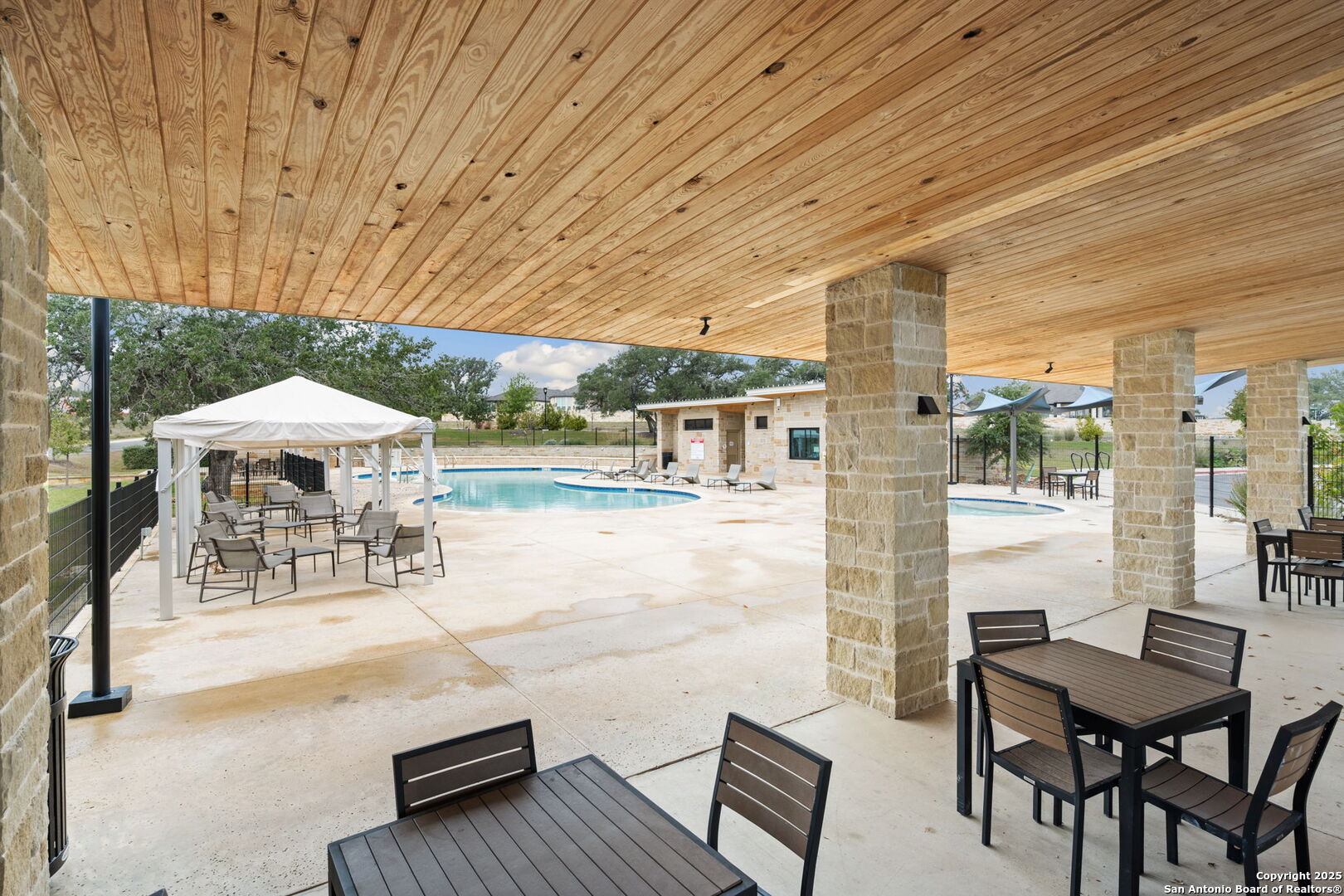 120 Quiet Oak San Marcos TX 78666
