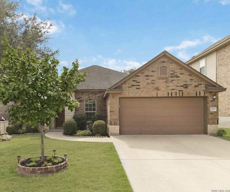 1922 Lindal Pointe San Antonio TX 78260