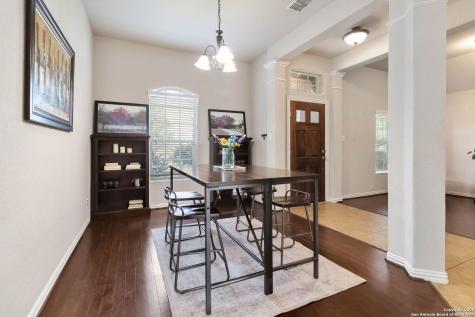 1922 Lindal Pointe San Antonio TX 78260