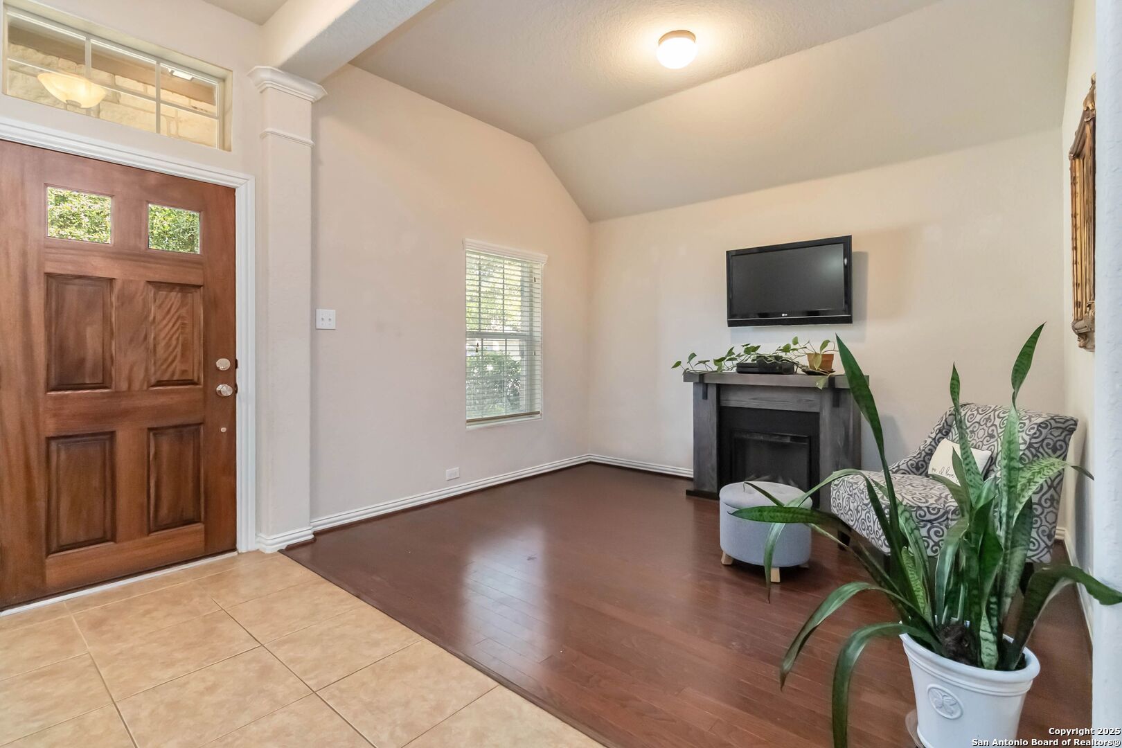 1922 Lindal Pointe San Antonio TX 78260