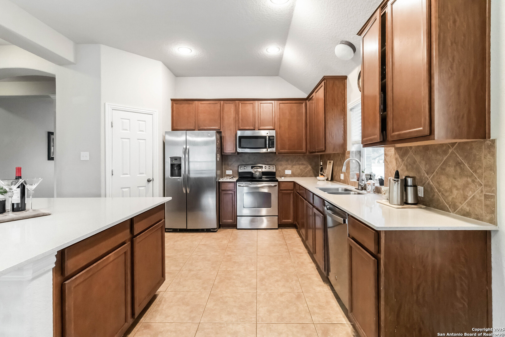 1922 Lindal Pointe San Antonio TX 78260