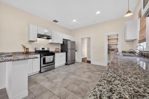 446 Kayton Avenue San Antonio TX 78210