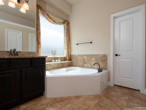 5306 Tulip Bend San Antonio TX 78253