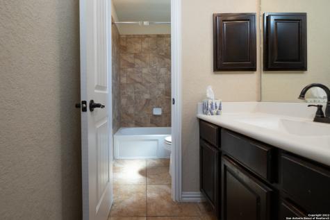 5306 Tulip Bend San Antonio TX 78253