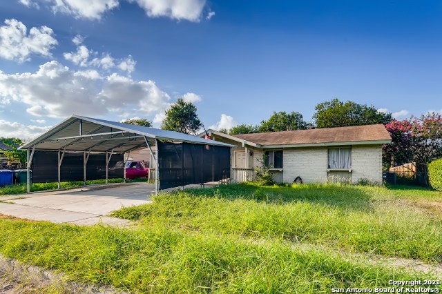 5035 Village Glen San Antonio TX 78218