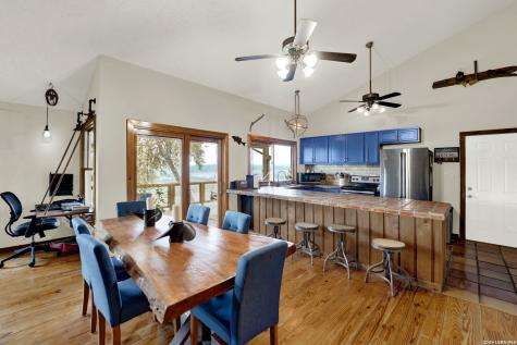 309 & 314 Sunset Lakehills TX 78063