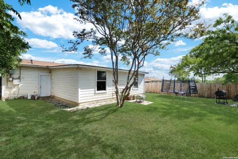 538 Golden Crown Drive San Antonio TX 78223