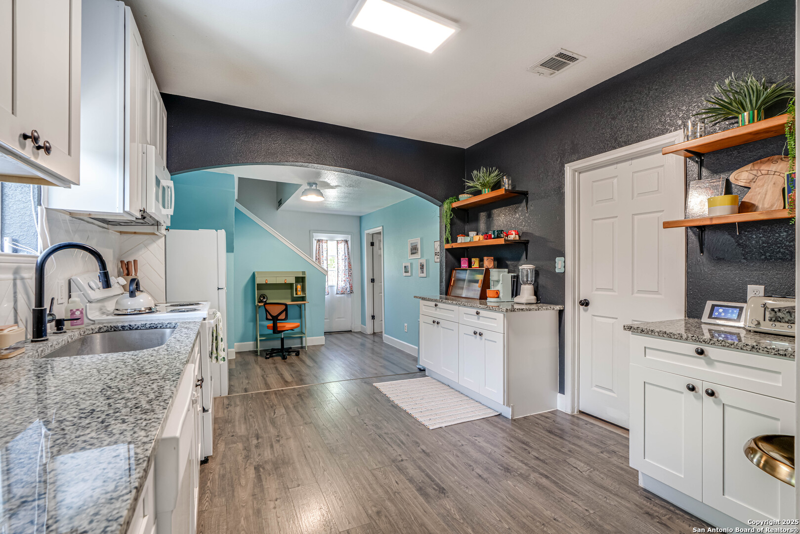 1505 W Craig Place San Antonio TX 78201