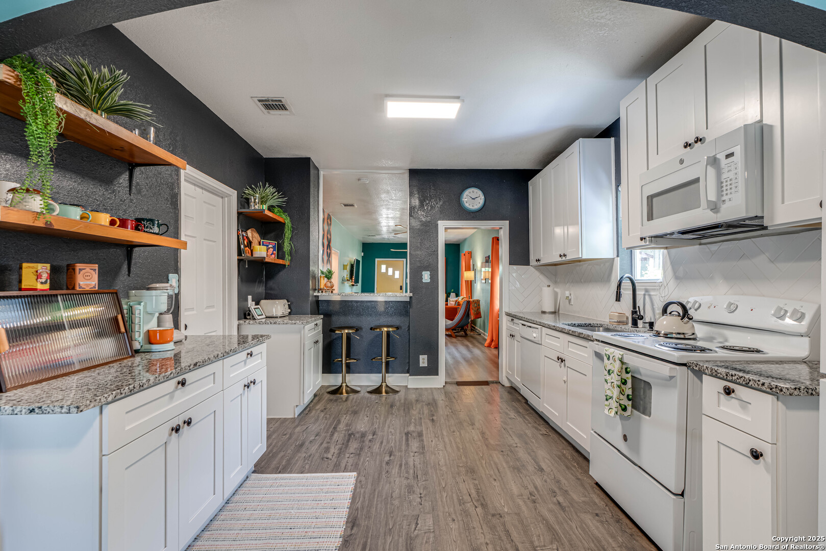 1505 W Craig Place San Antonio TX 78201