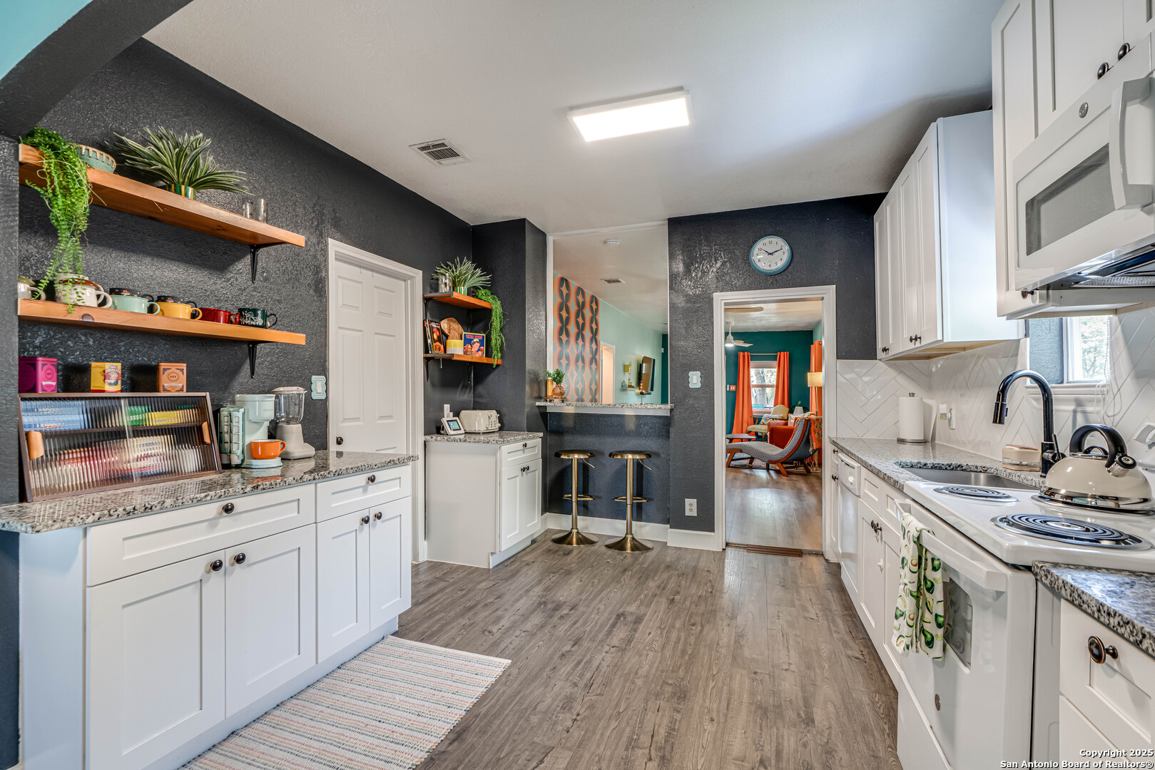 1505 W Craig Place San Antonio TX 78201