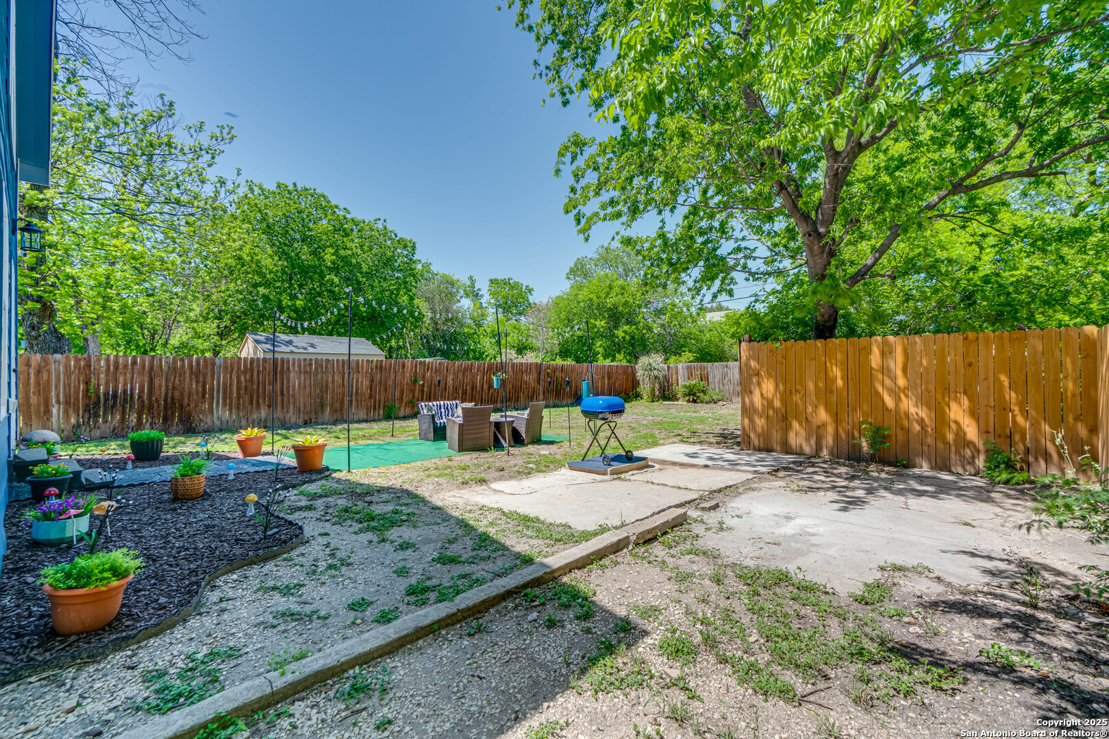 1505 W Craig Place San Antonio TX 78201