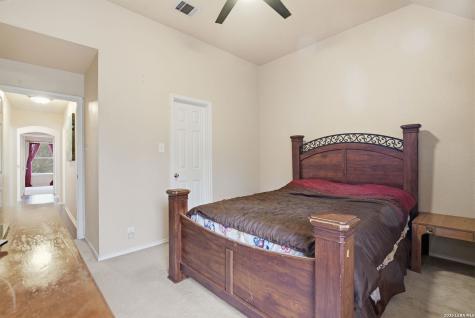 495 Holliwell Bridge Schertz TX 78154