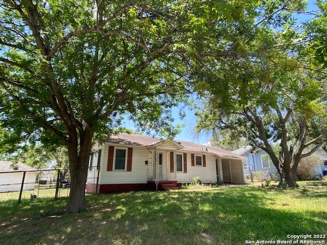 646 Cravens Avenue San Antonio TX 78223