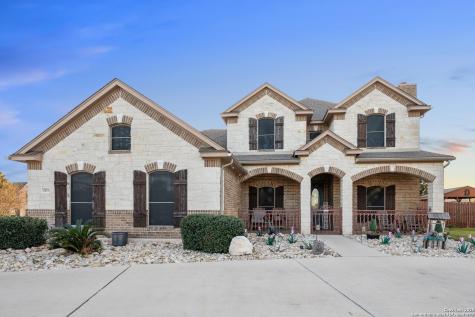 6904 Laura Heights Schertz TX 78154