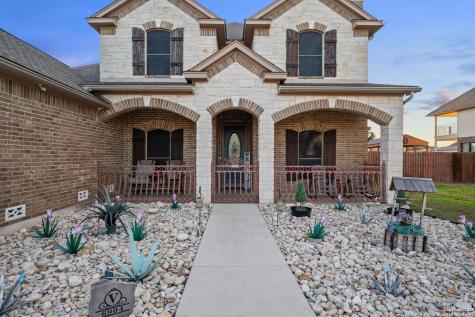 6904 Laura Heights Schertz TX 78154