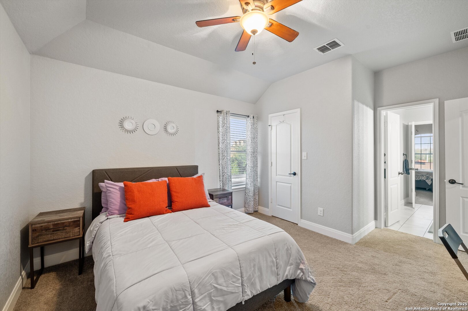 6904 Laura Heights Schertz TX 78154