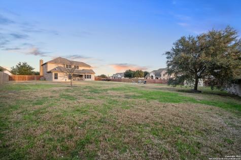 6904 Laura Heights Schertz TX 78154