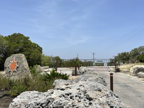 421 Bluebonnet Breeze Canyon Lake TX 78133