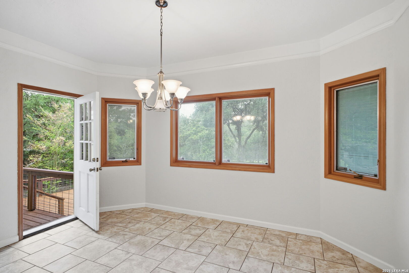419 S Rolling View San Antonio TX 78253