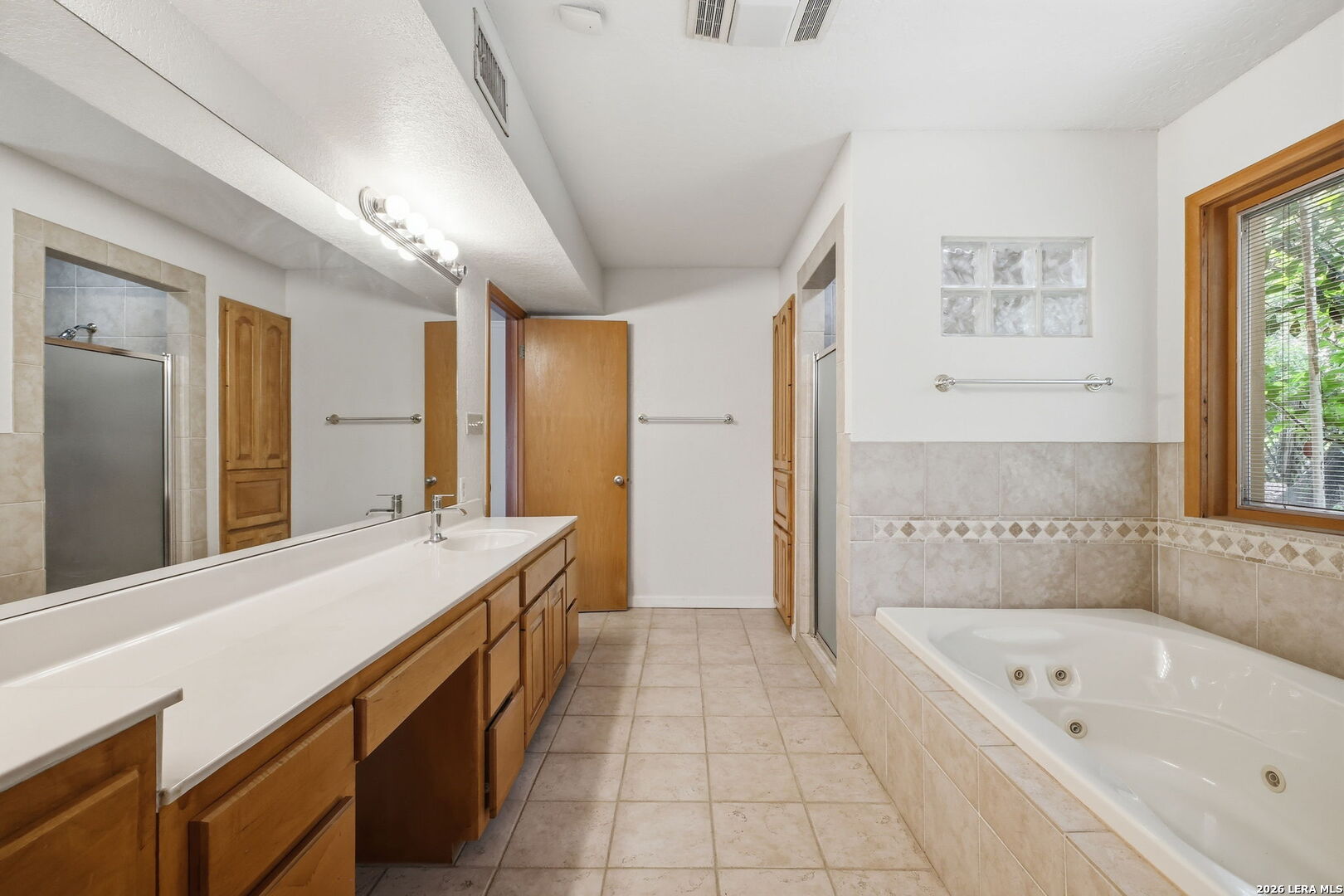 419 S Rolling View San Antonio TX 78253