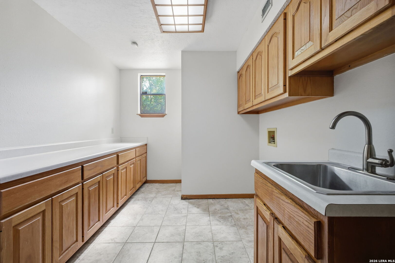 419 S Rolling View San Antonio TX 78253
