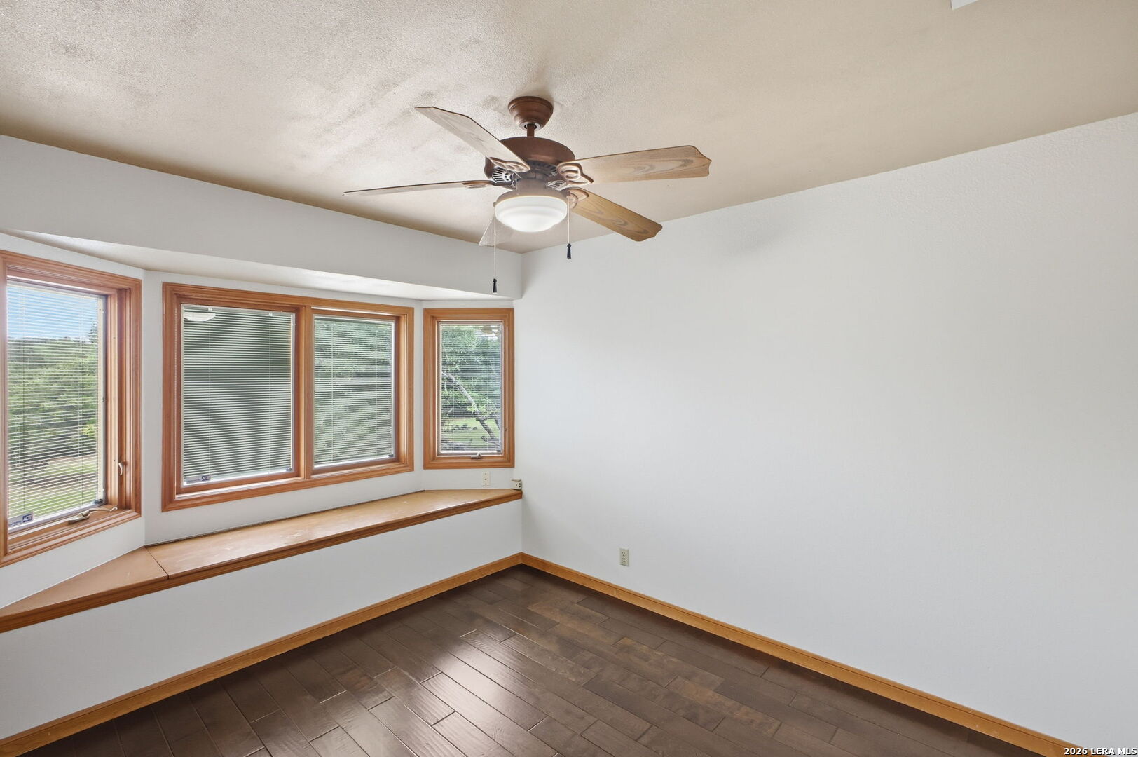 419 S Rolling View San Antonio TX 78253