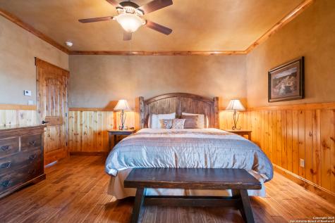 432 Cat Claw Concan TX 78838