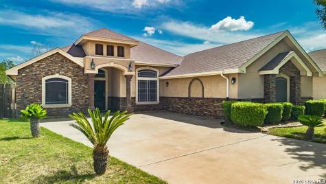 338 Paso Caballero Eagle Pass TX 78852