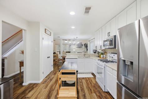 15711 Knollcliff San Antonio TX 78247
