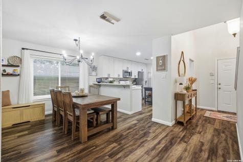 15711 Knollcliff San Antonio TX 78247
