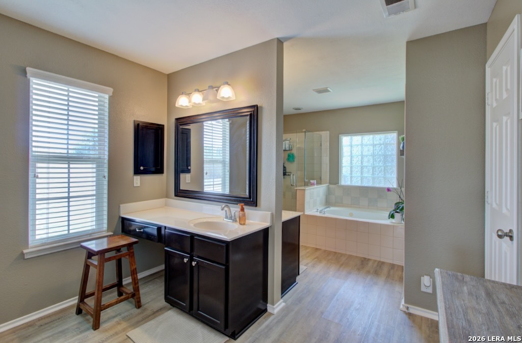 2103 Shoreham San Antonio TX 78260
