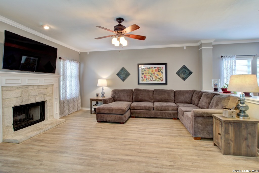 2103 Shoreham San Antonio TX 78260