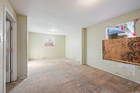 920 S San Joaquin San Antonio TX 78237