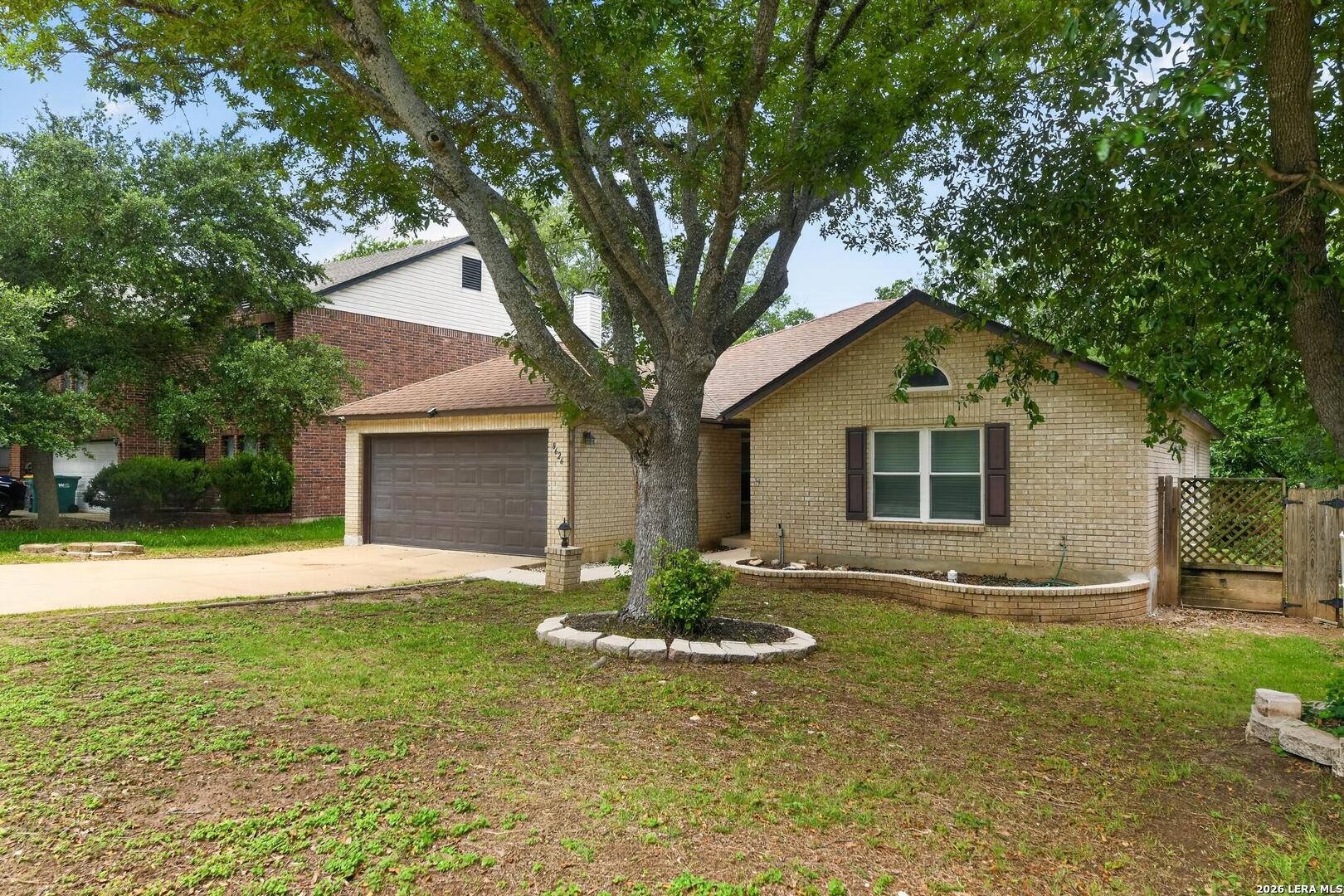 8626 Park Olympia Universal City TX 78148