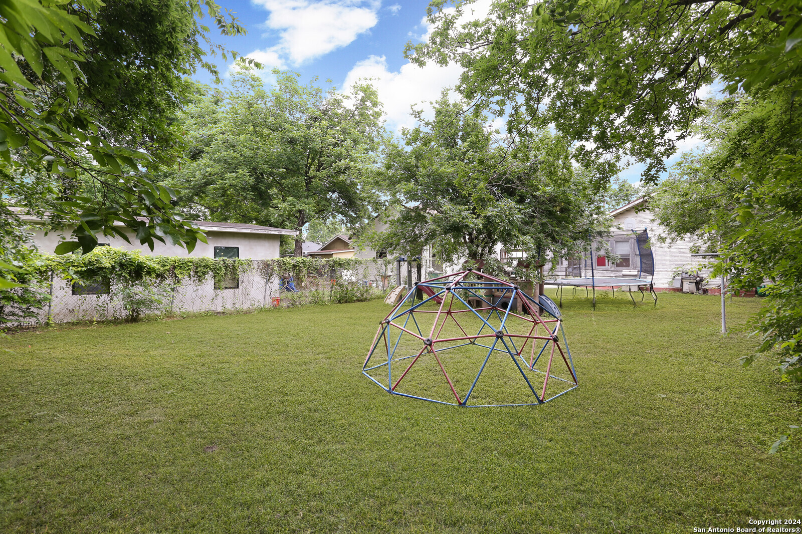 511 Devine Street San Antonio TX 78210