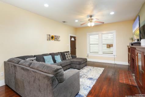 511 Devine Street San Antonio TX 78210