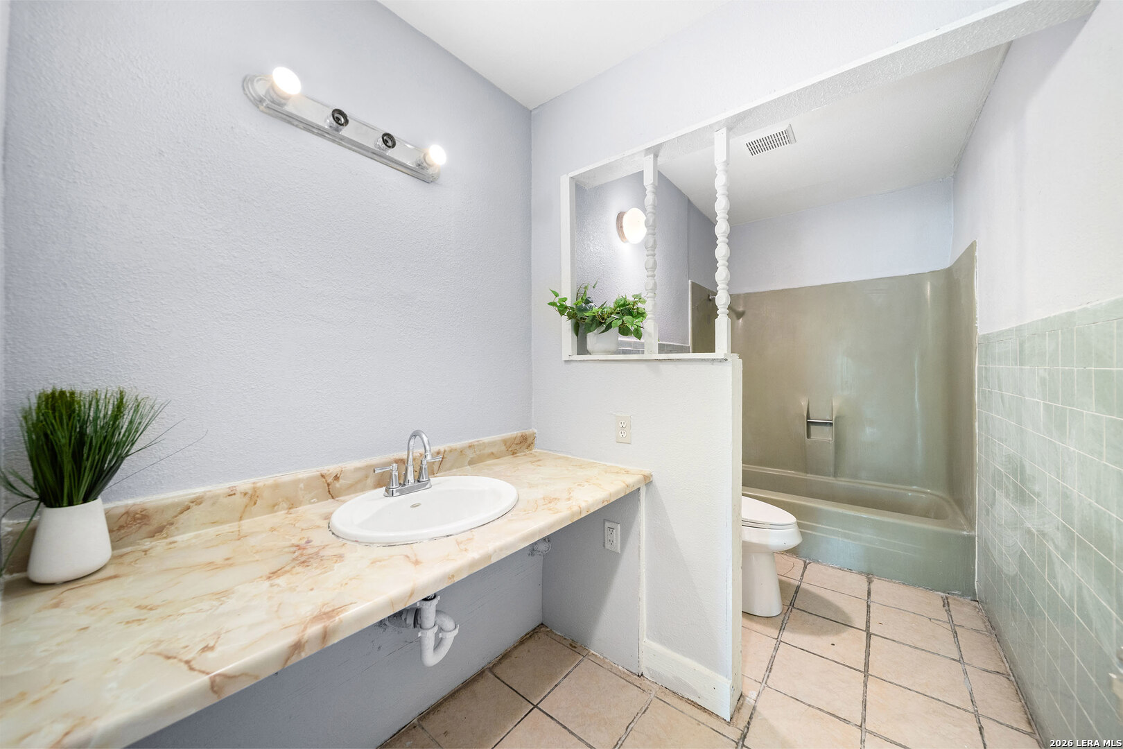 5759 White Feather Street San Antonio TX 78242