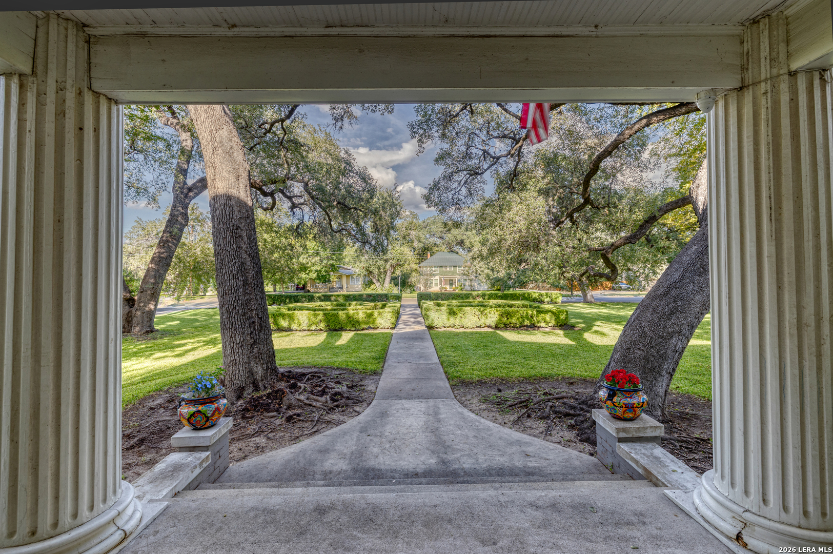 423 N Park Street Uvalde TX 78801