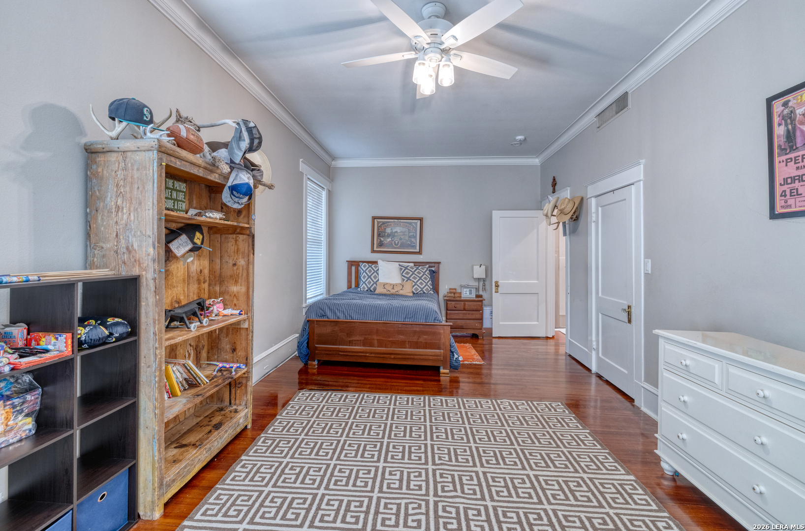 423 N Park Street Uvalde TX 78801