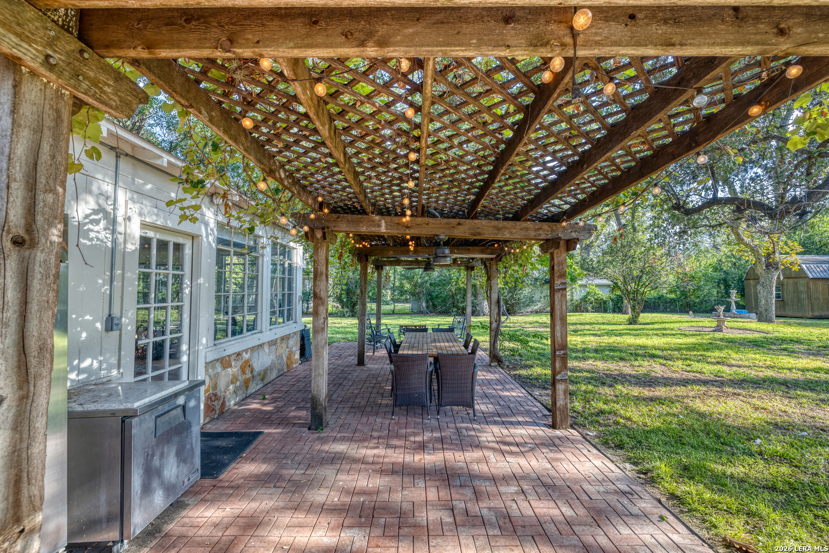 423 N Park Street Uvalde TX 78801