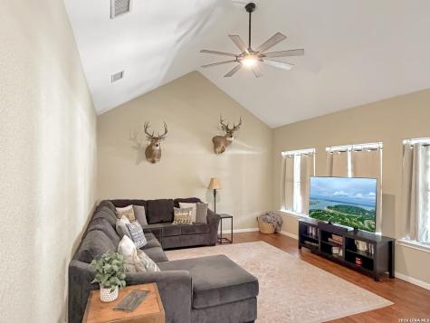 1660 And 1648 Westview Court Drive Canyon Lake TX 78133