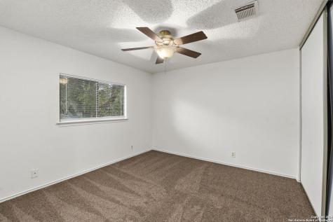 5007 Kenton Trace San Antonio TX 78240