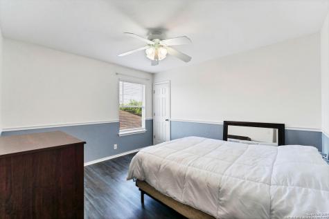 2311 Salmon Creek Converse TX 78109