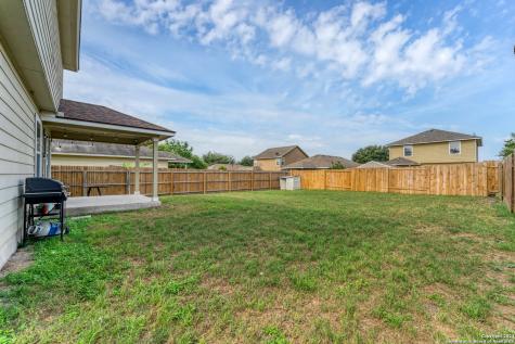2311 Salmon Creek Converse TX 78109