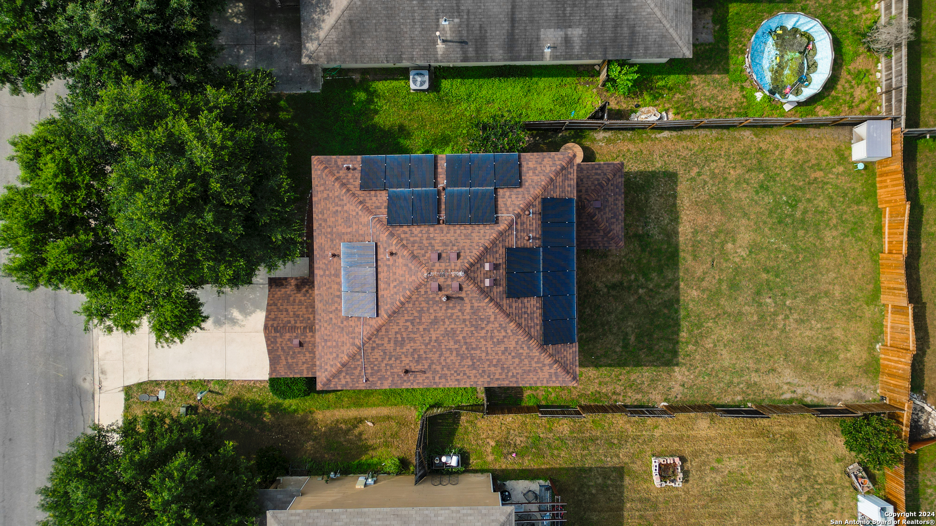 2311 Salmon Creek Converse TX 78109