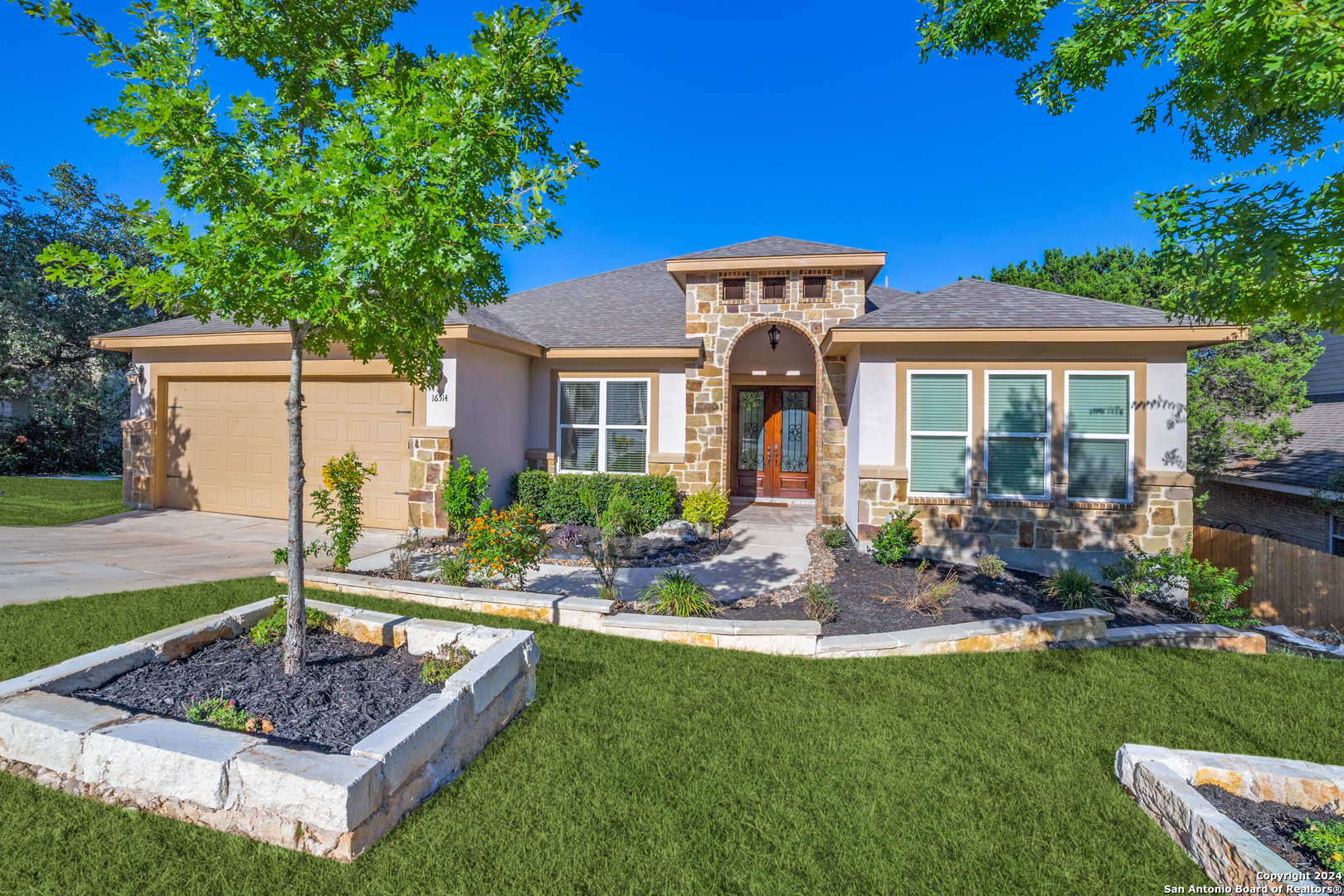 16514 Loma Landing Helotes TX 78023