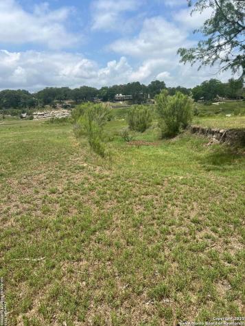 168 Water Street Pipe Creek TX 78063