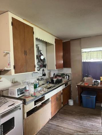 168 Water Street Pipe Creek TX 78063