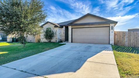 102 Brazoria Trail San Marcos TX 78666