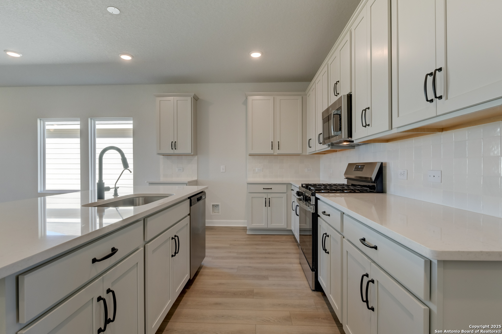137 Beveridge Seguin TX 78155